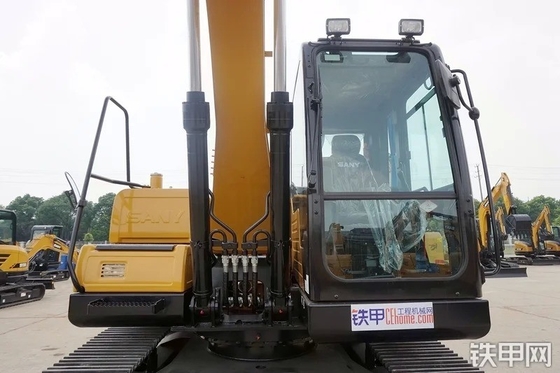 Lavori di costruzione SY135 Tubo di ferro per escavatore per braccio medio e tubo di ritorno dal petrolio